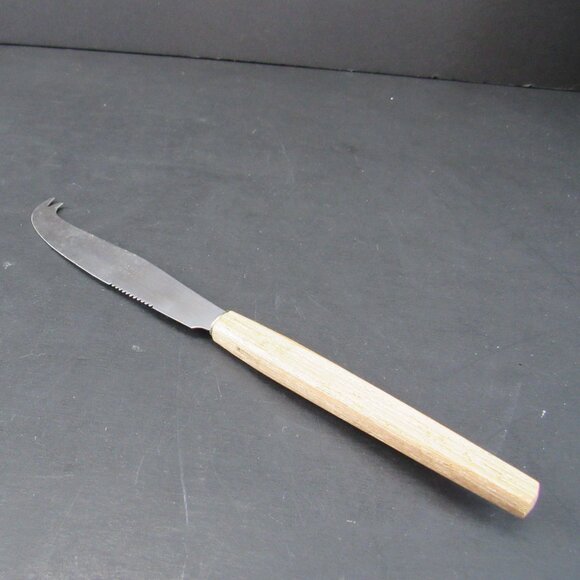 Rostfrei Solingen 8 Inch Cheese Knife with Blonde Tapered Wooden Handle - Picture 7 of 7